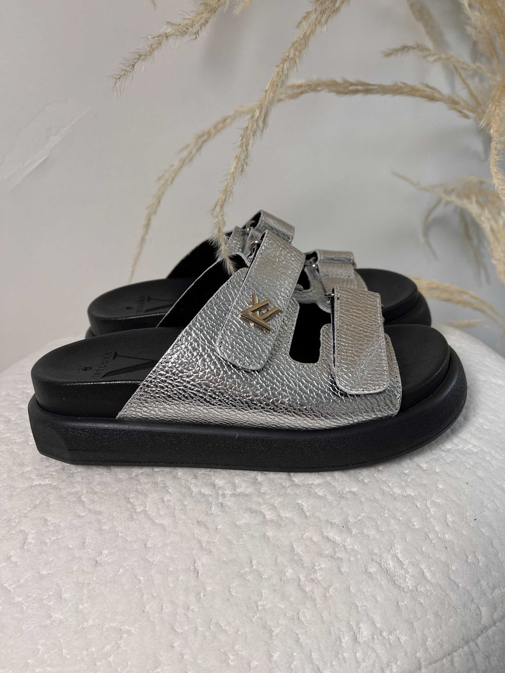 Sandalia canoa correas